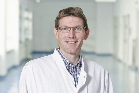 Dr. Matthias Schmitter